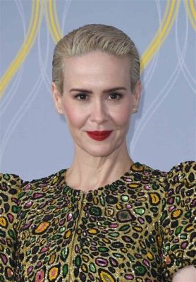  Blinklicht: Eine futuristische Krimiserie mit Sarah Paulson als brillanter Hacker-Ermittlerin!